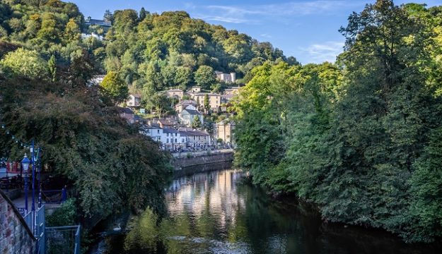 ‘Sign to save Matlock Bath Coach Park’ – RHA Coaches